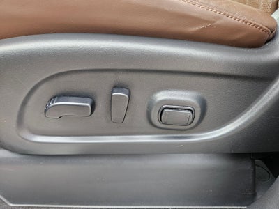 2023 Nissan TITAN Crew Cab Platinum Reserve 4x4