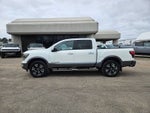 2023 Nissan TITAN Crew Cab Platinum Reserve 4x4