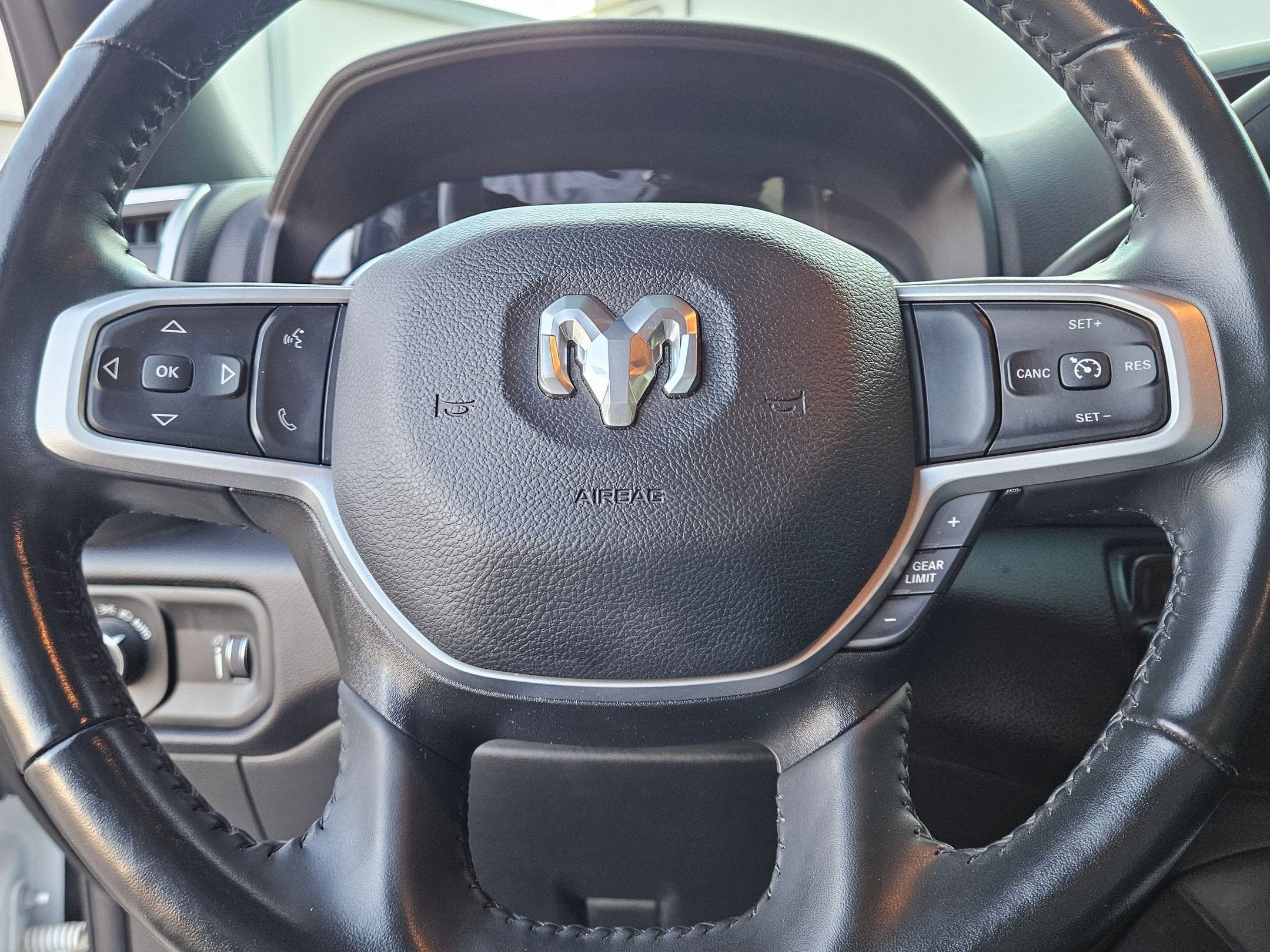 2023 RAM 2500 Big Horn Crew Cab 4x4 6'4" Box