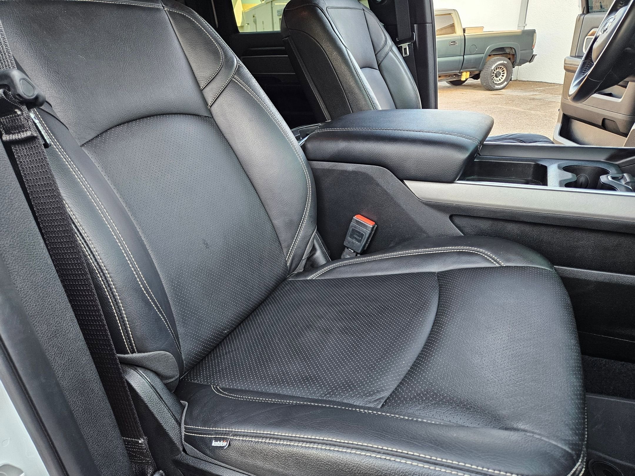 2023 RAM 2500 Big Horn Crew Cab 4x4 6'4" Box