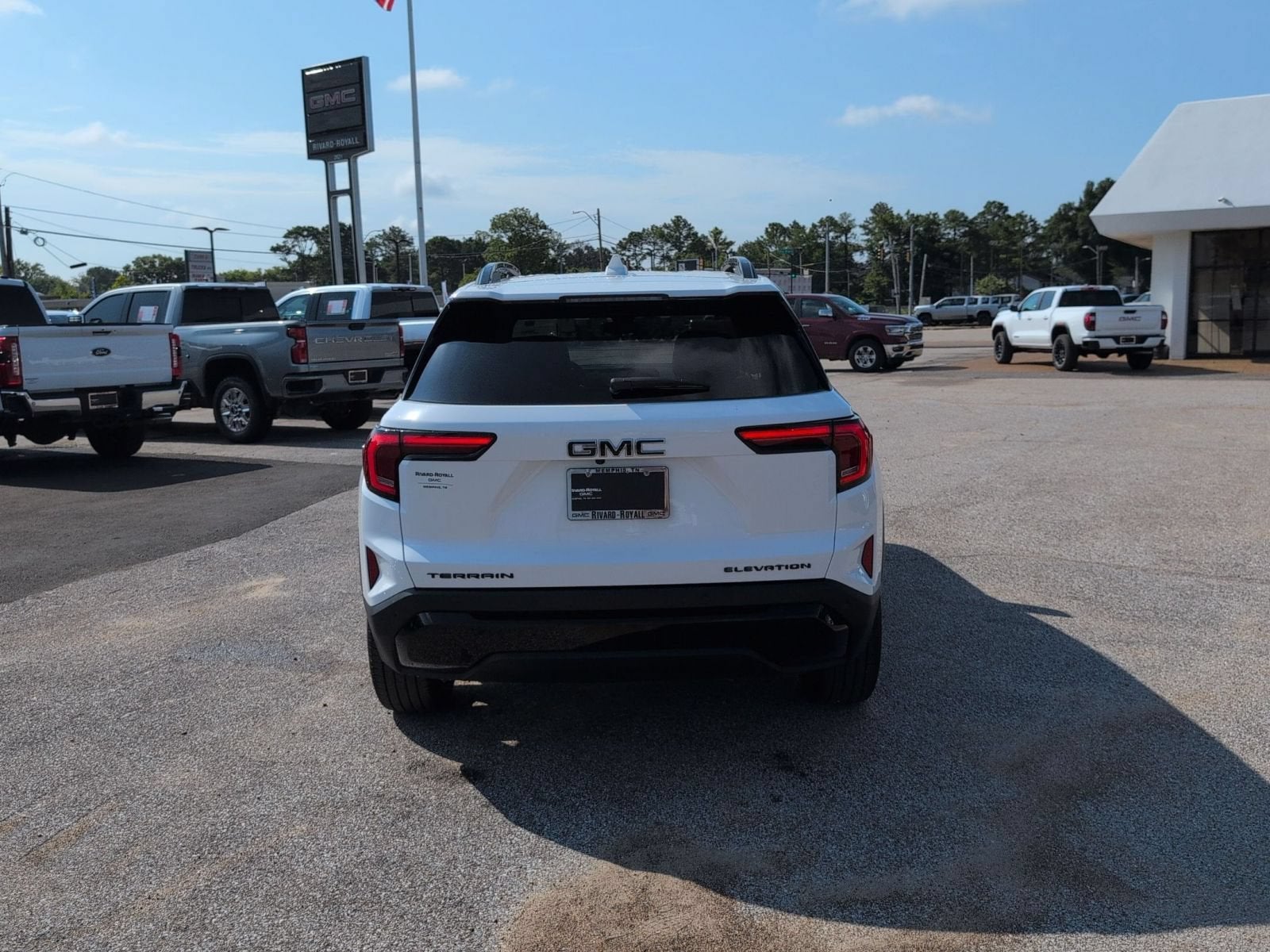 2027 GMC Terrain FWD Elevation