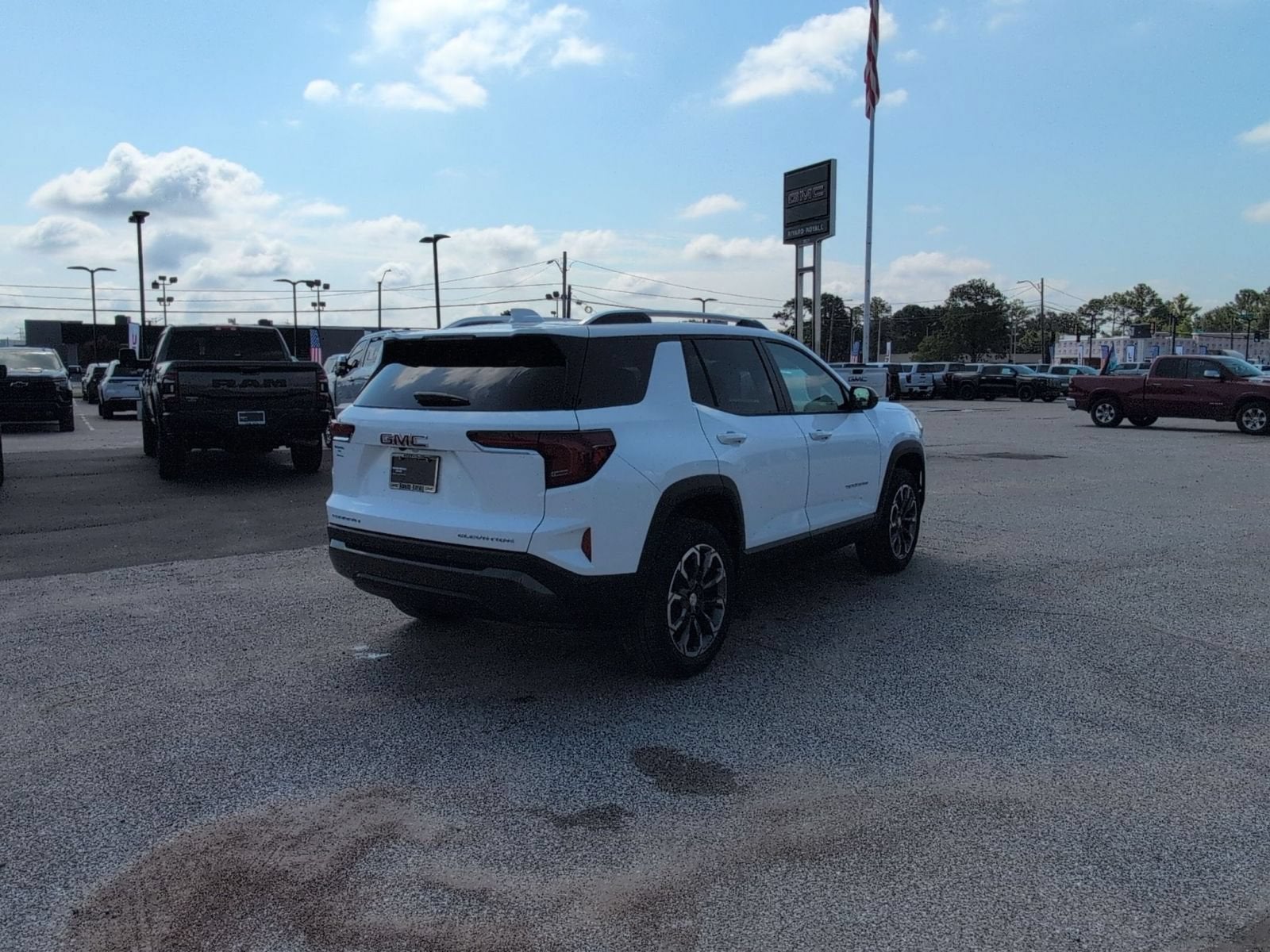 2027 GMC Terrain FWD Elevation