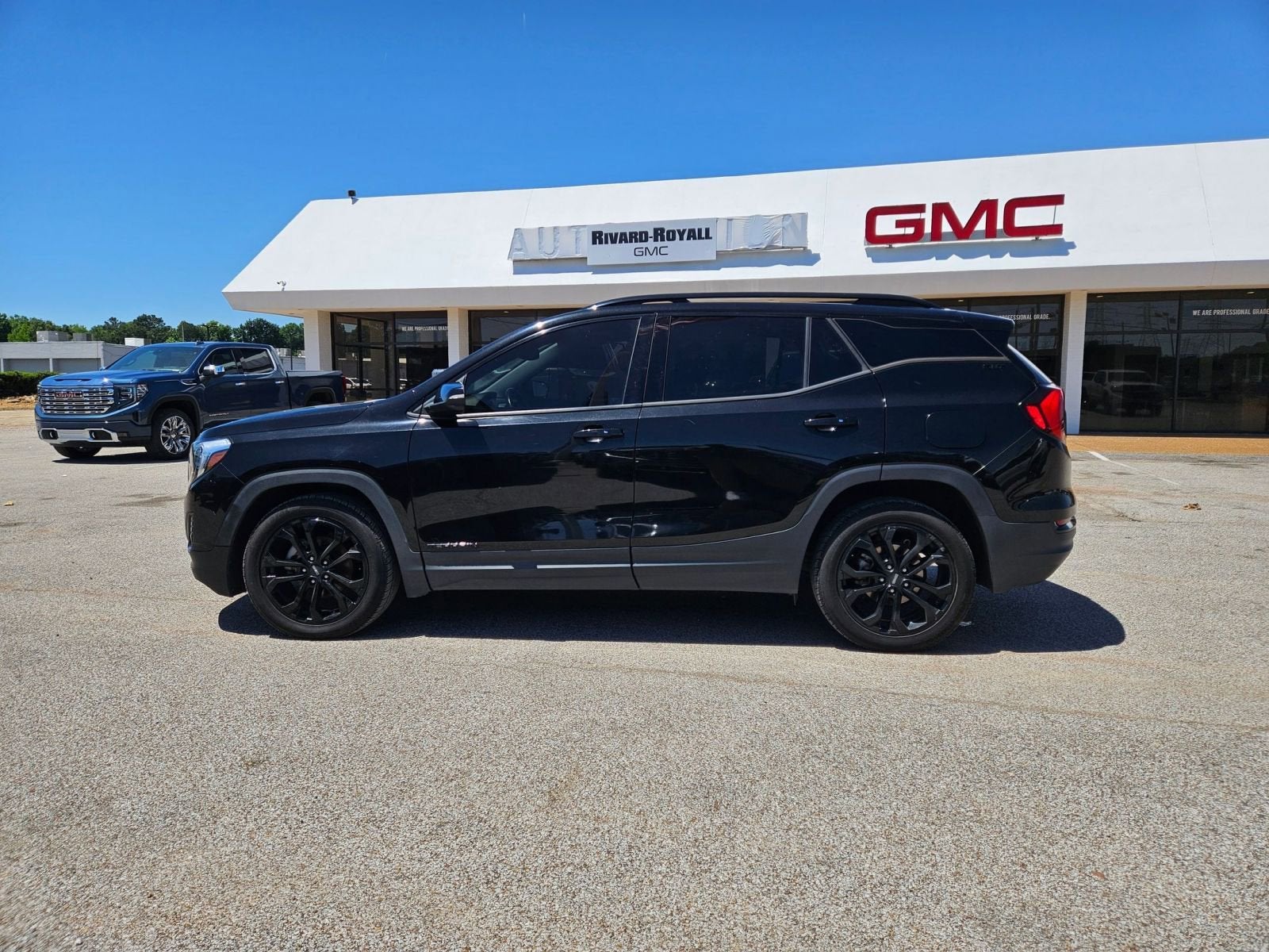 2021 GMC Terrain SLT