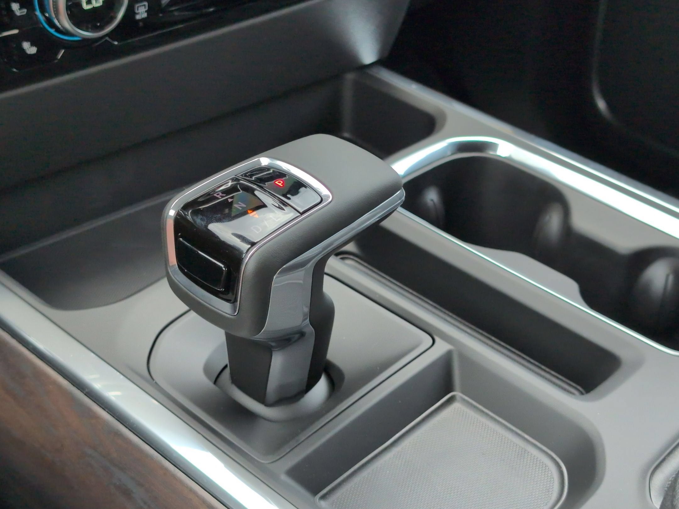 2026 GMC Sierra 1500 SLT - Photo 22