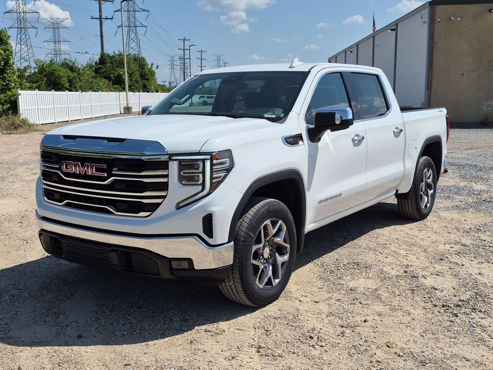2026 GMC Sierra 1500 SLT