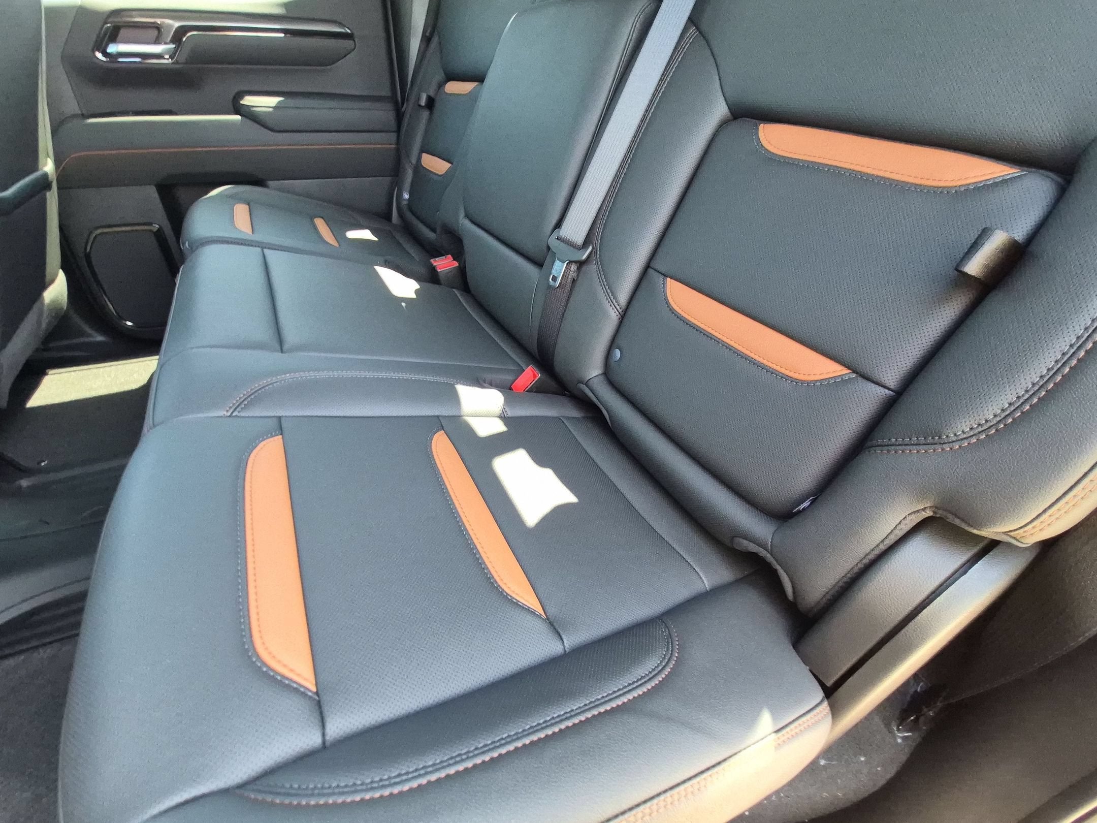 2026 GMC Sierra 1500 AT4 - Photo 28