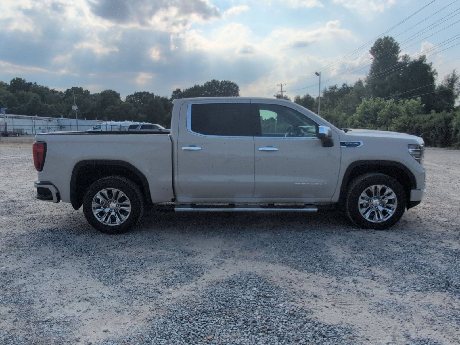 2026 GMC Sierra 1500 Denali - Photo 7