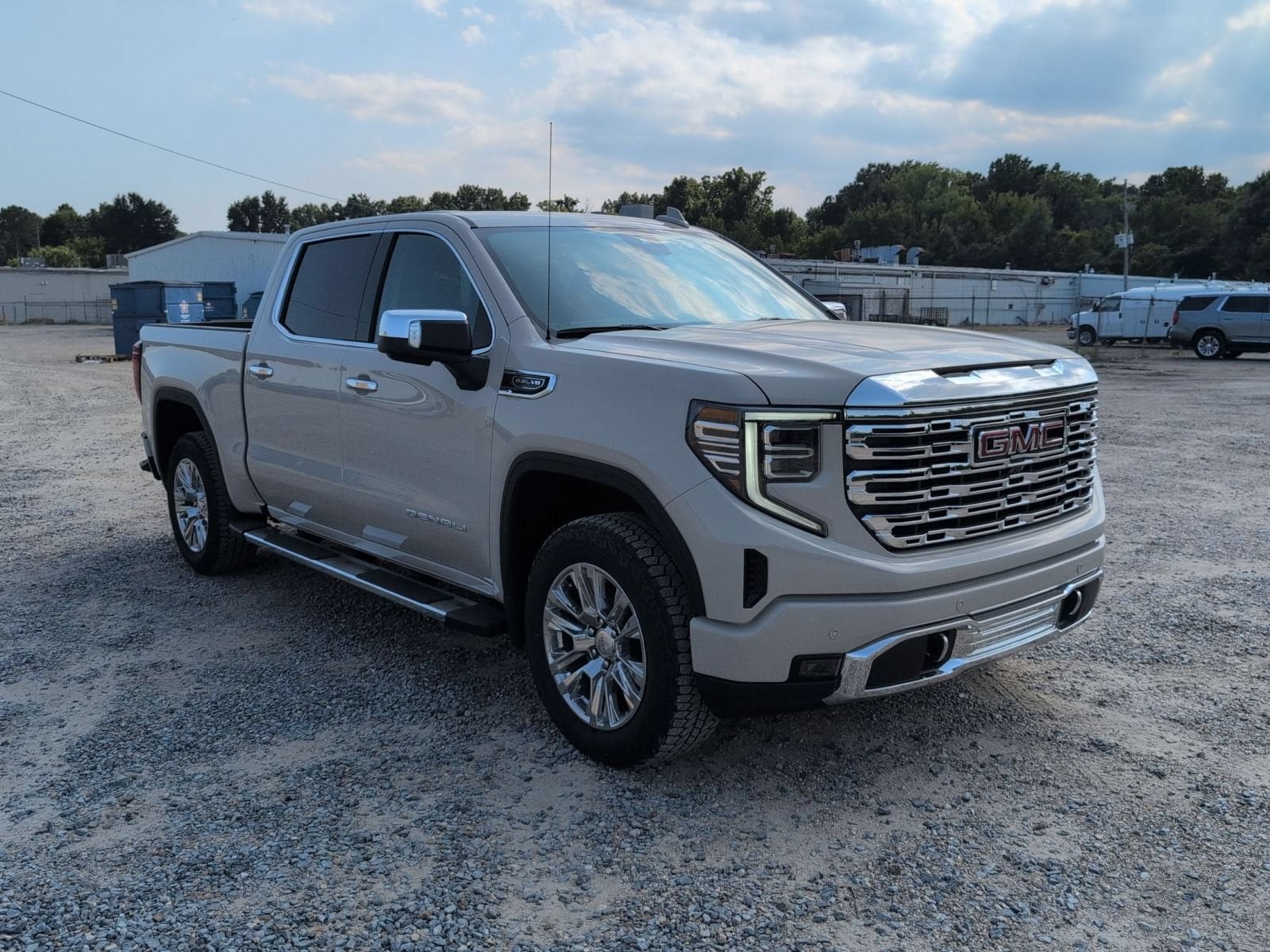 2026 GMC Sierra 1500 Denali - Photo 8
