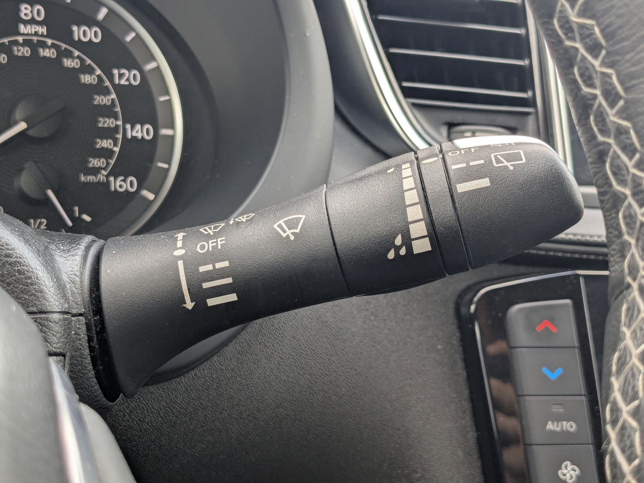 2024 INFINITI QX50 LUXE