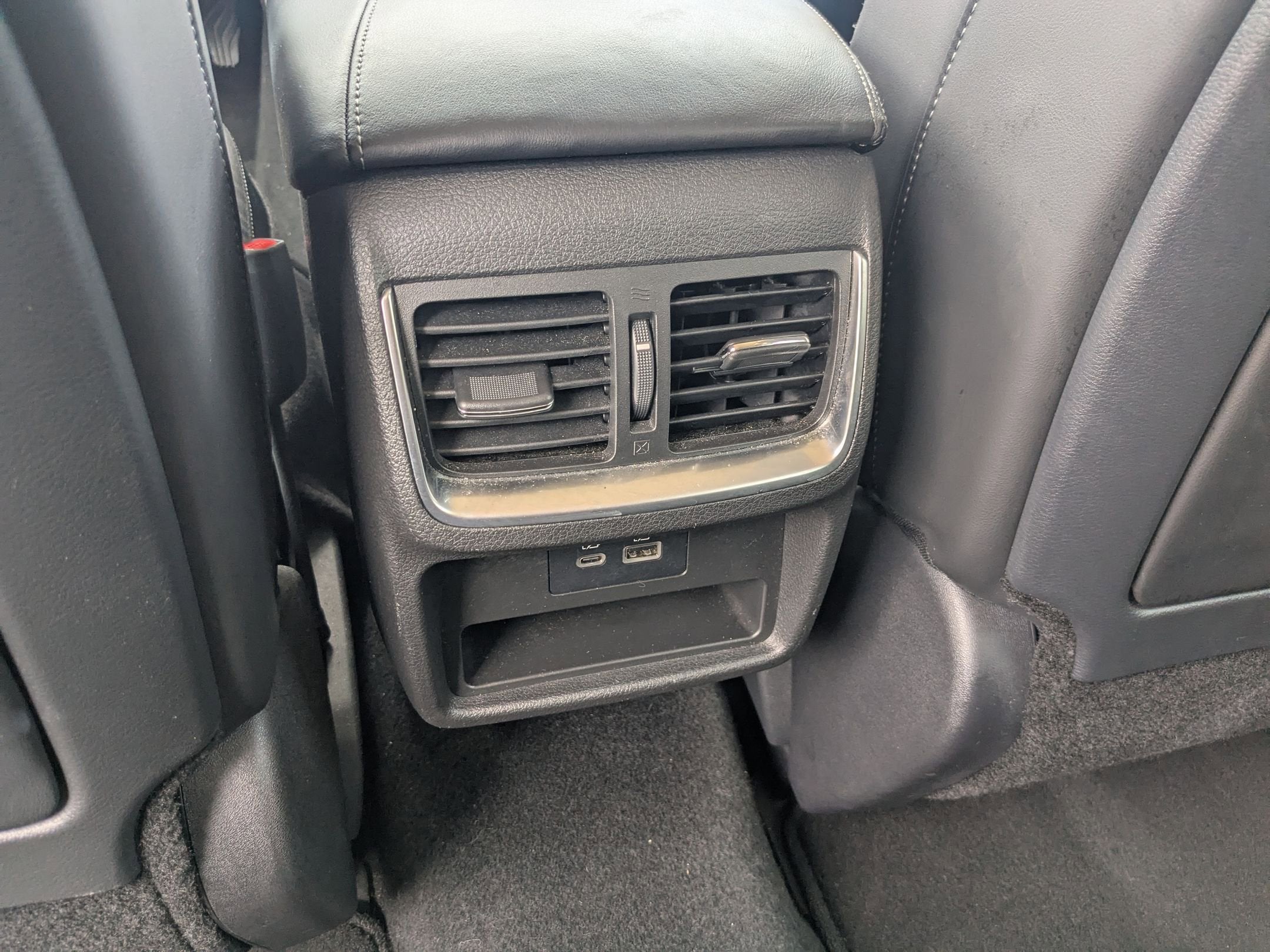 2024 INFINITI QX50 LUXE