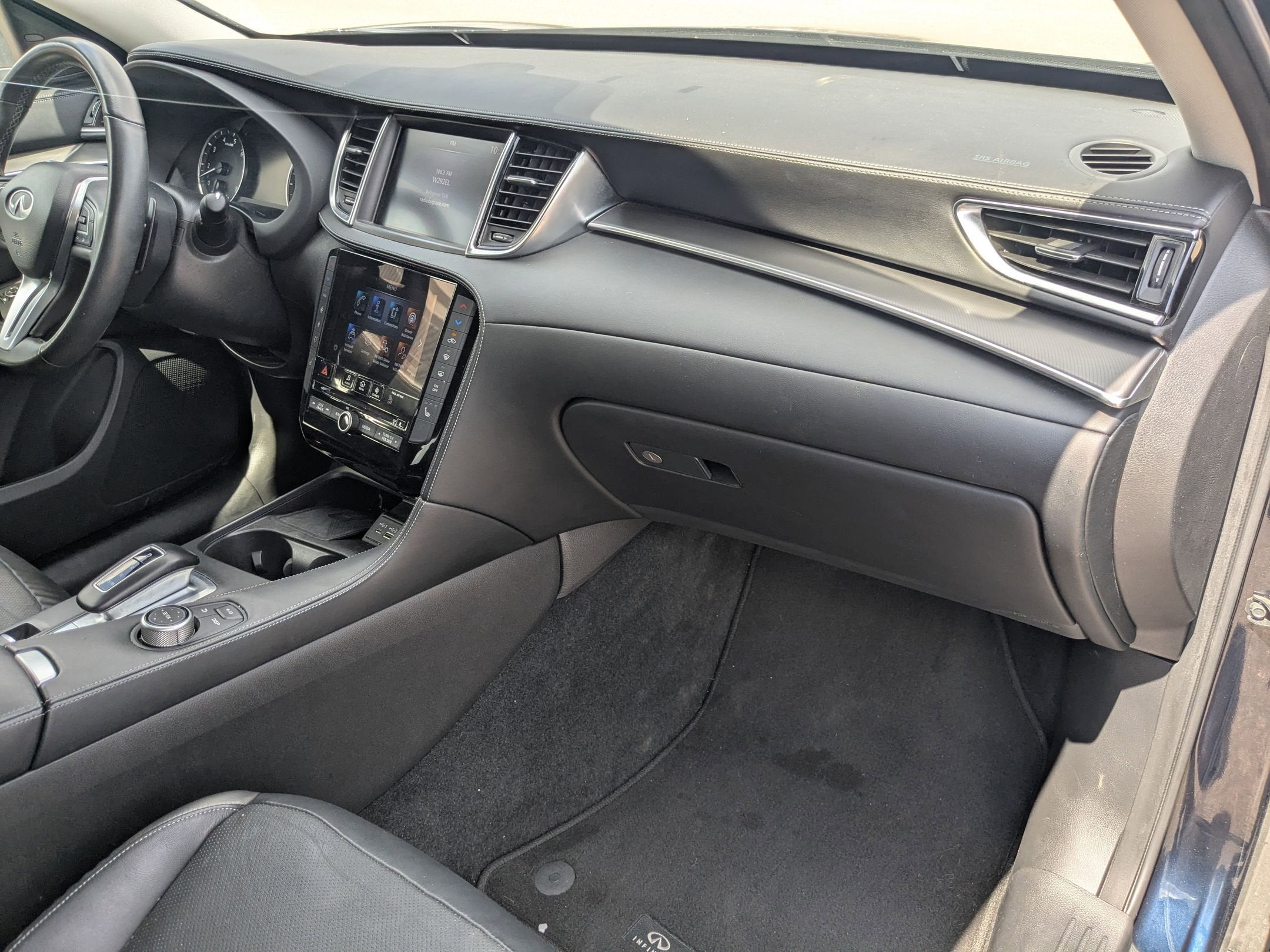 2024 INFINITI QX50 LUXE