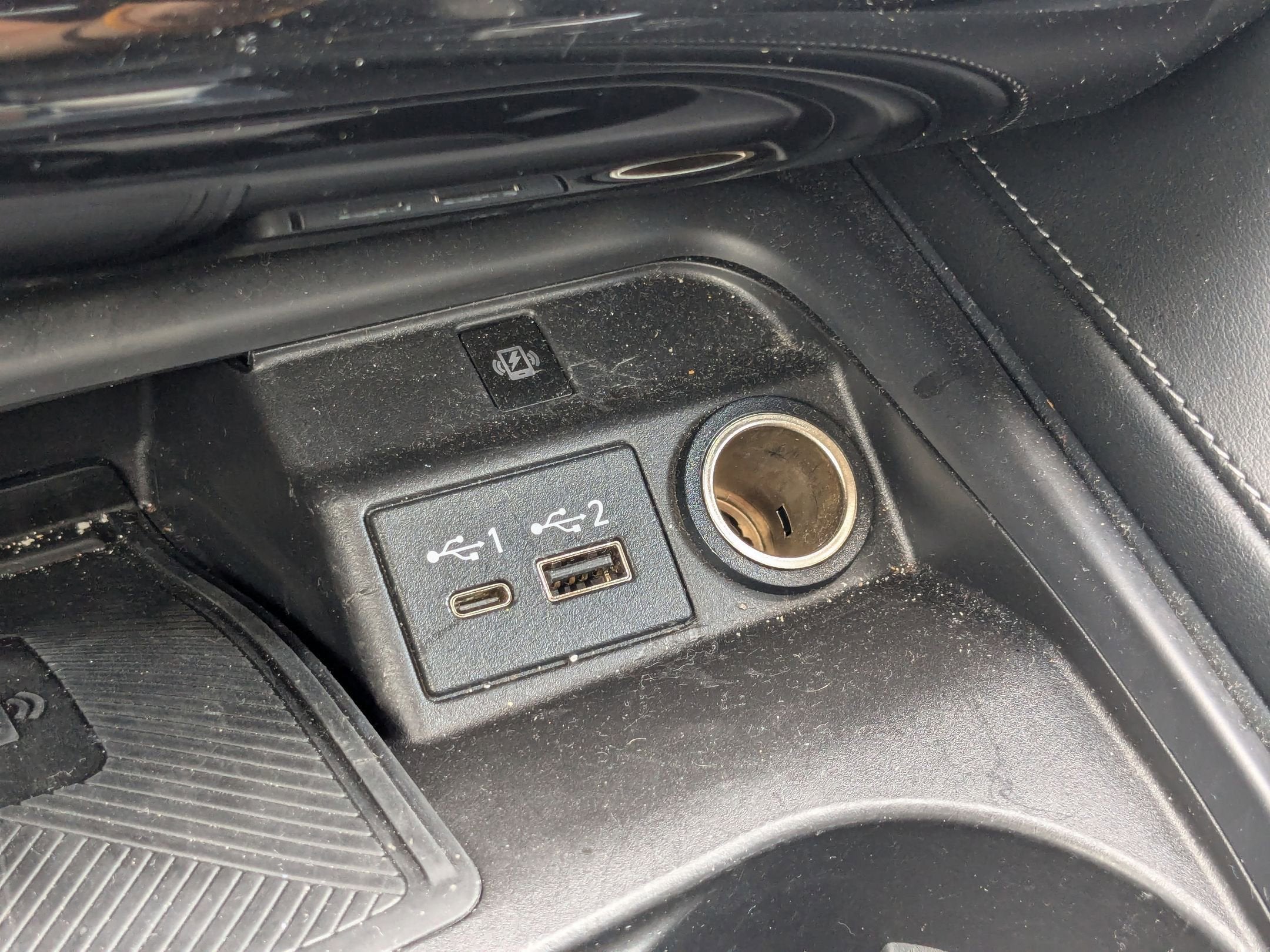 2024 INFINITI QX50 LUXE