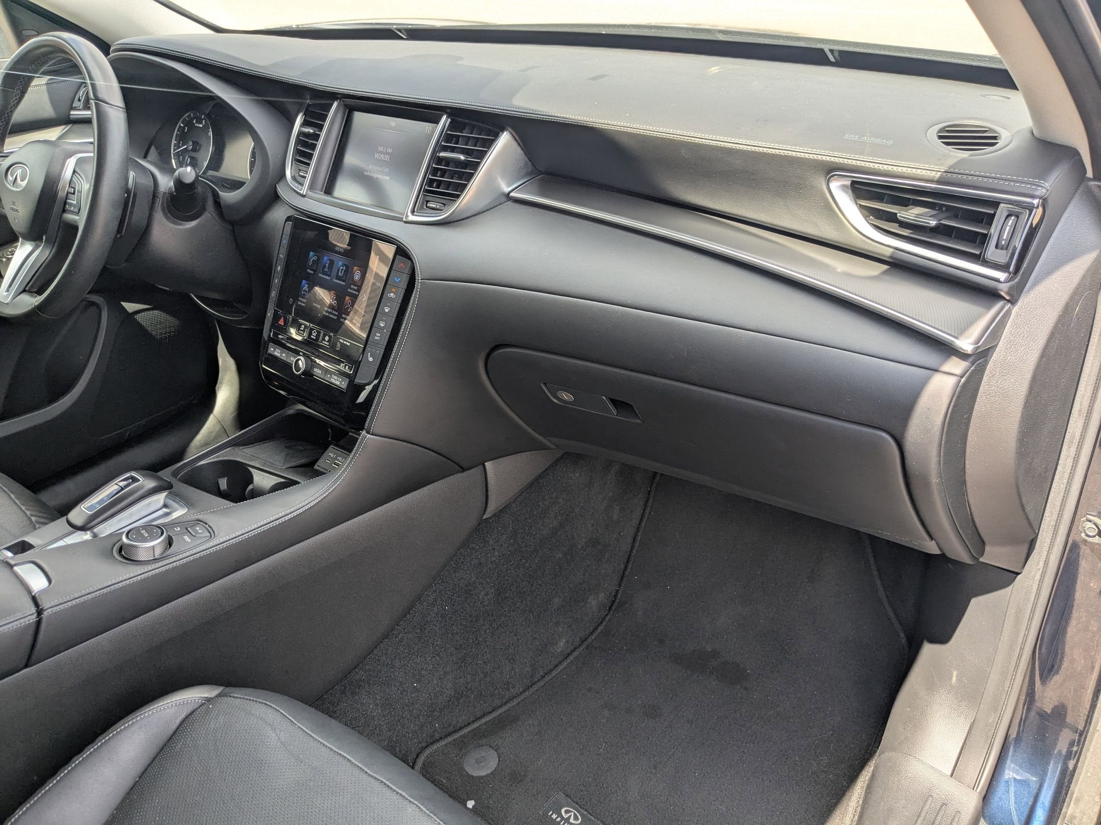 2024 INFINITI QX50 LUXE