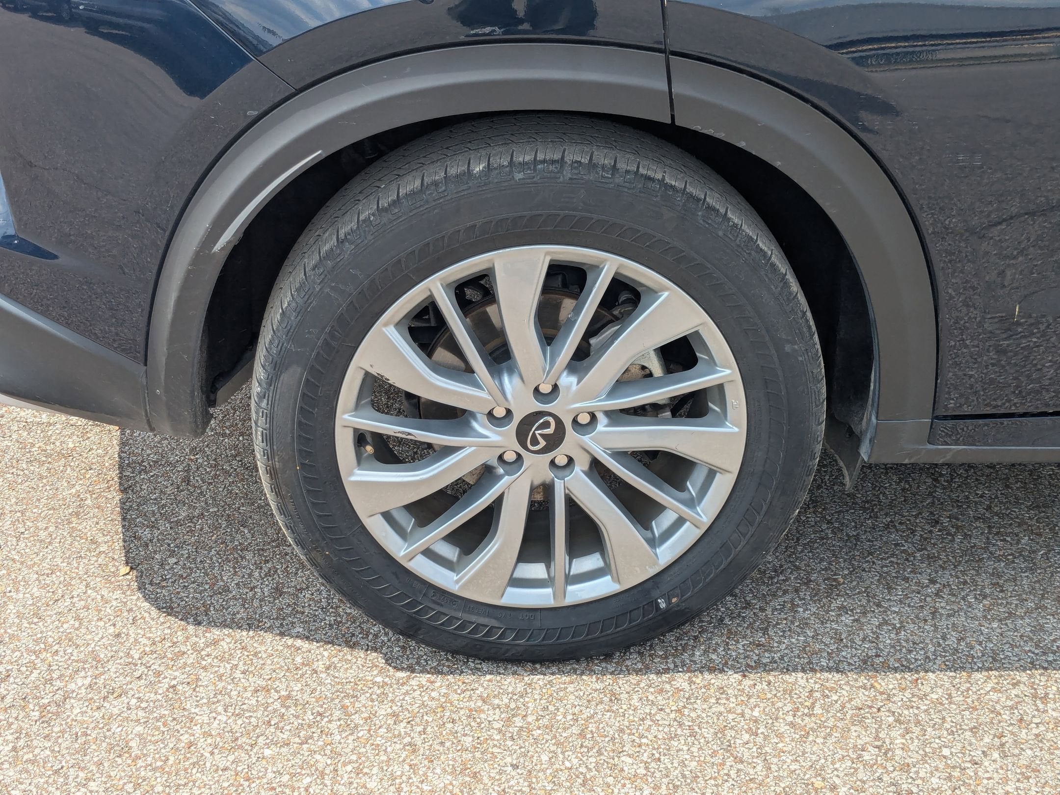 2024 INFINITI QX50 LUXE