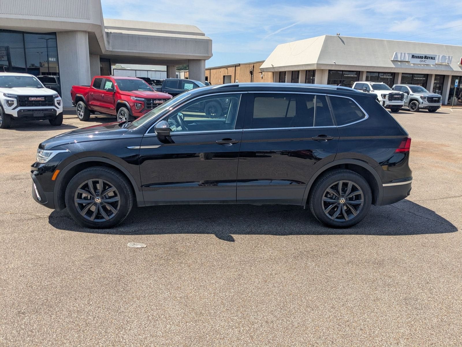 2024 Volkswagen Tiguan SE