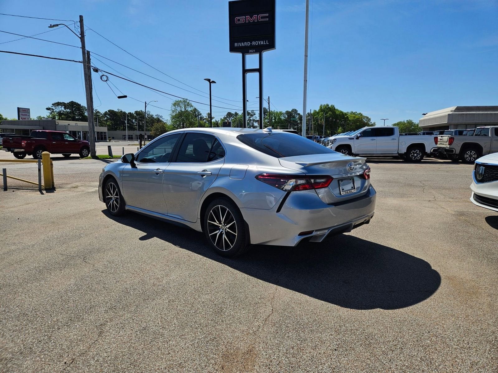 2023 Toyota Camry SE