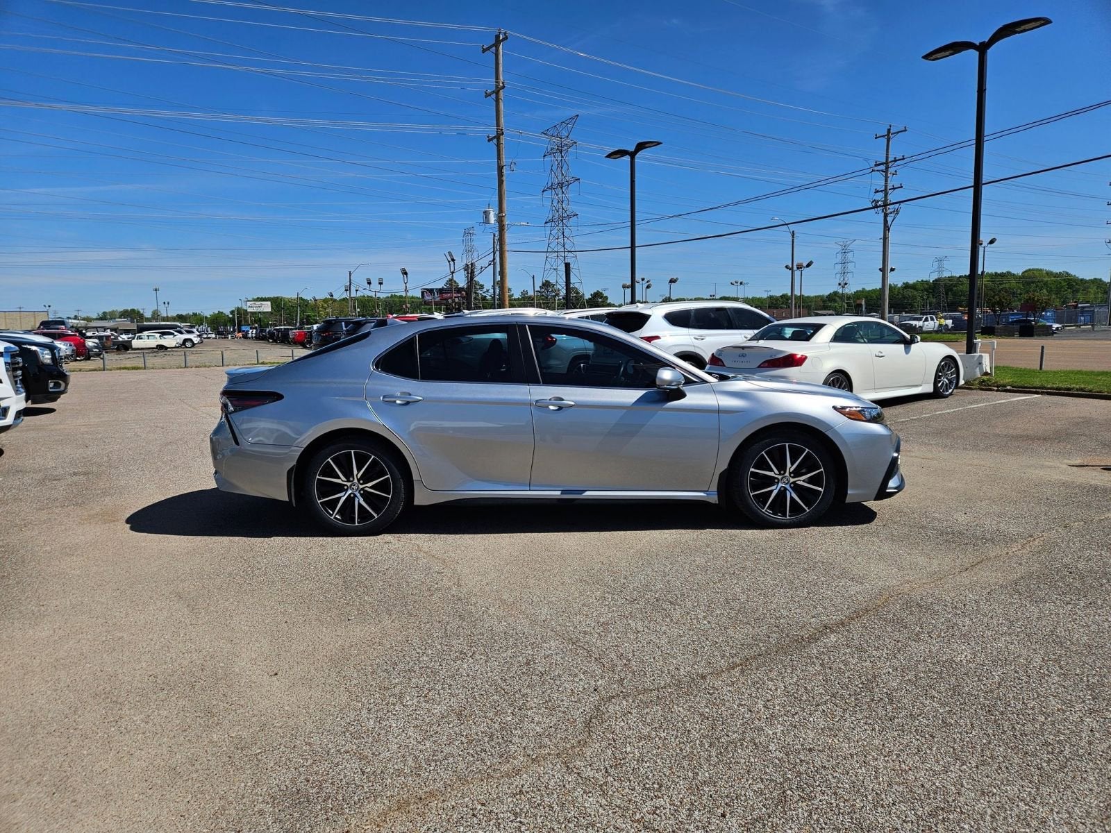 2023 Toyota Camry SE