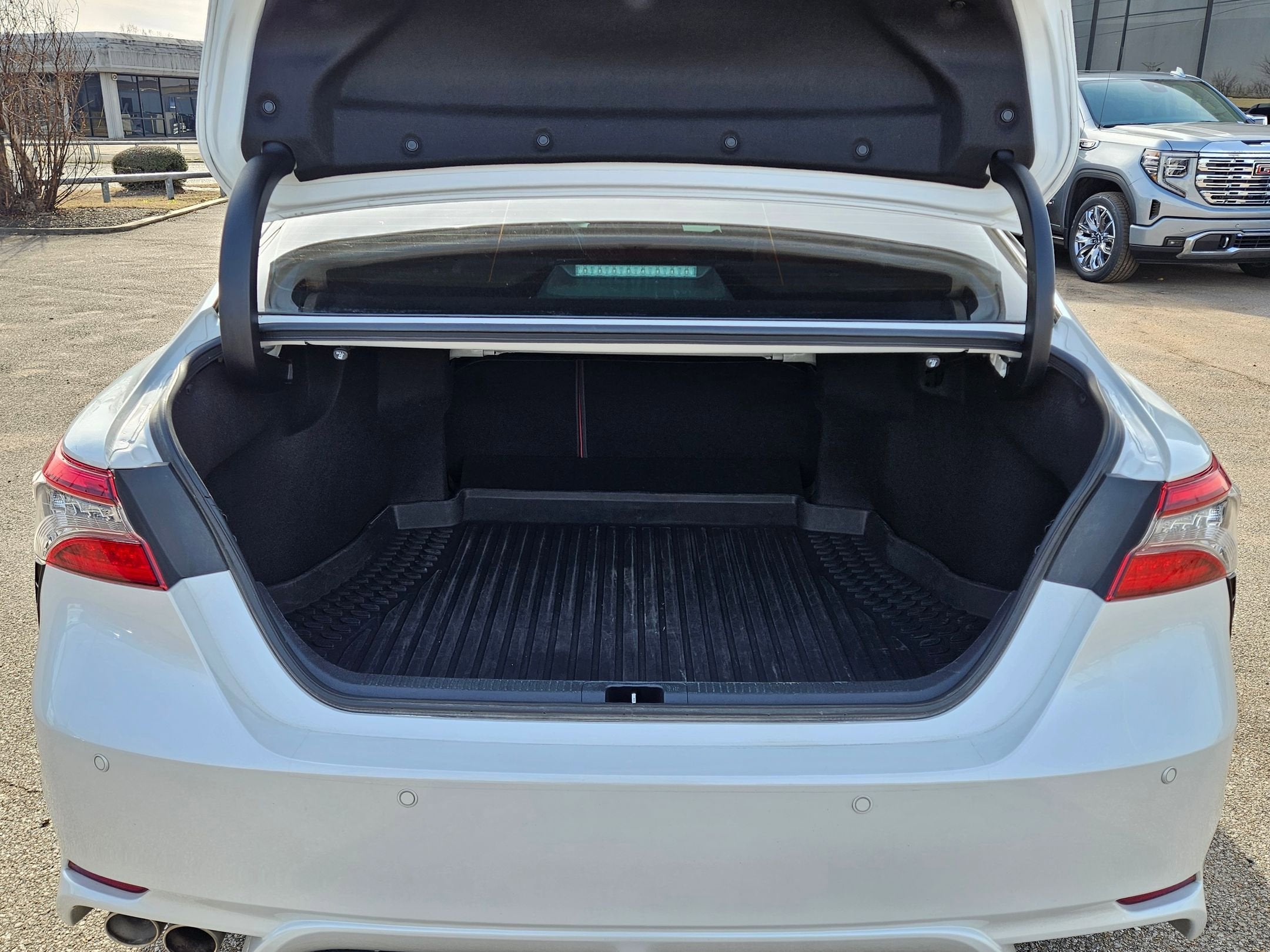 2022 Toyota Camry XSE Hybrid