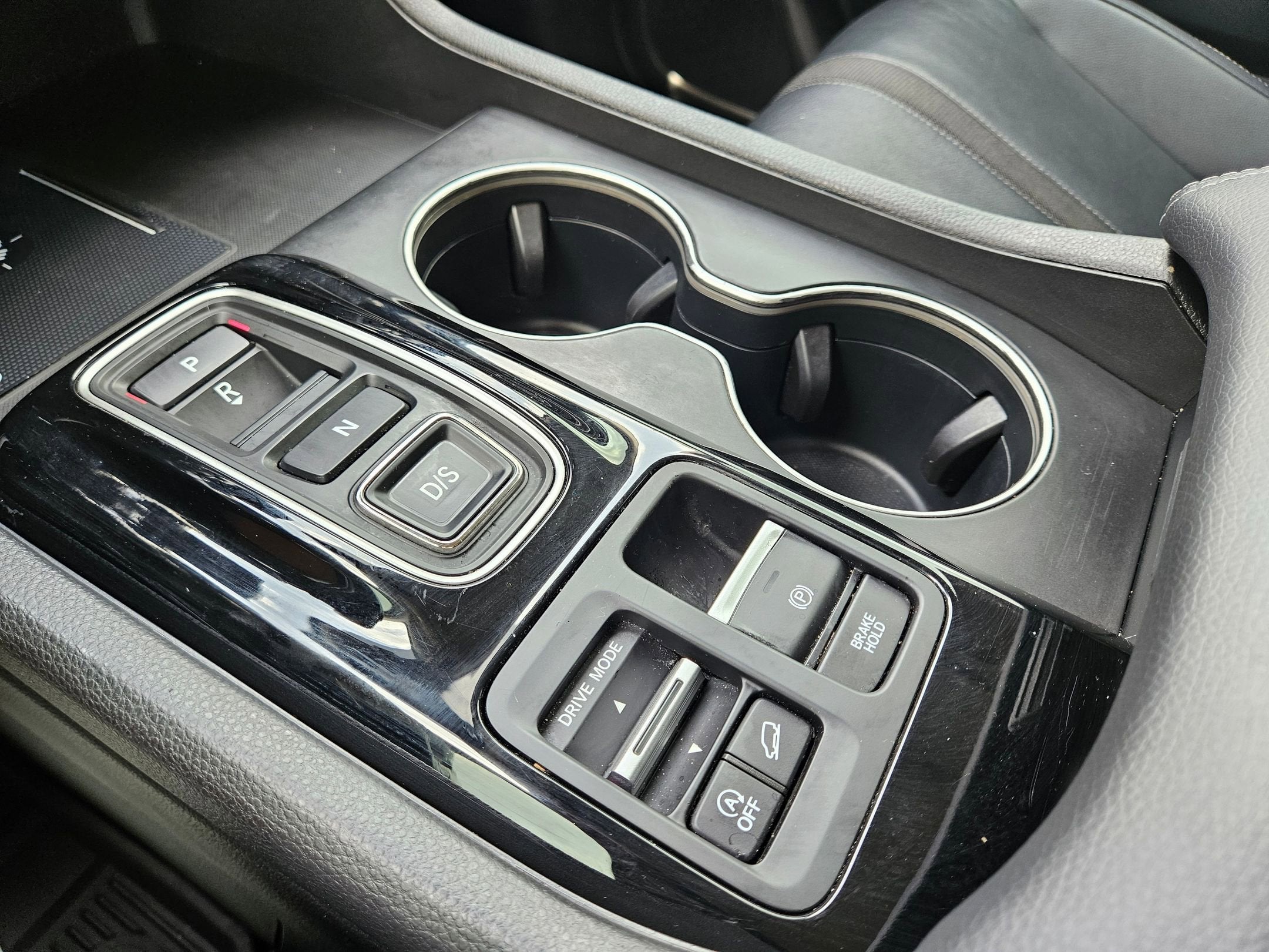 2023 Honda Pilot 2WD Touring