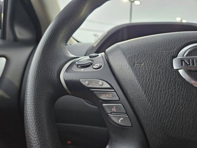 2020 Nissan Pathfinder S 2WD