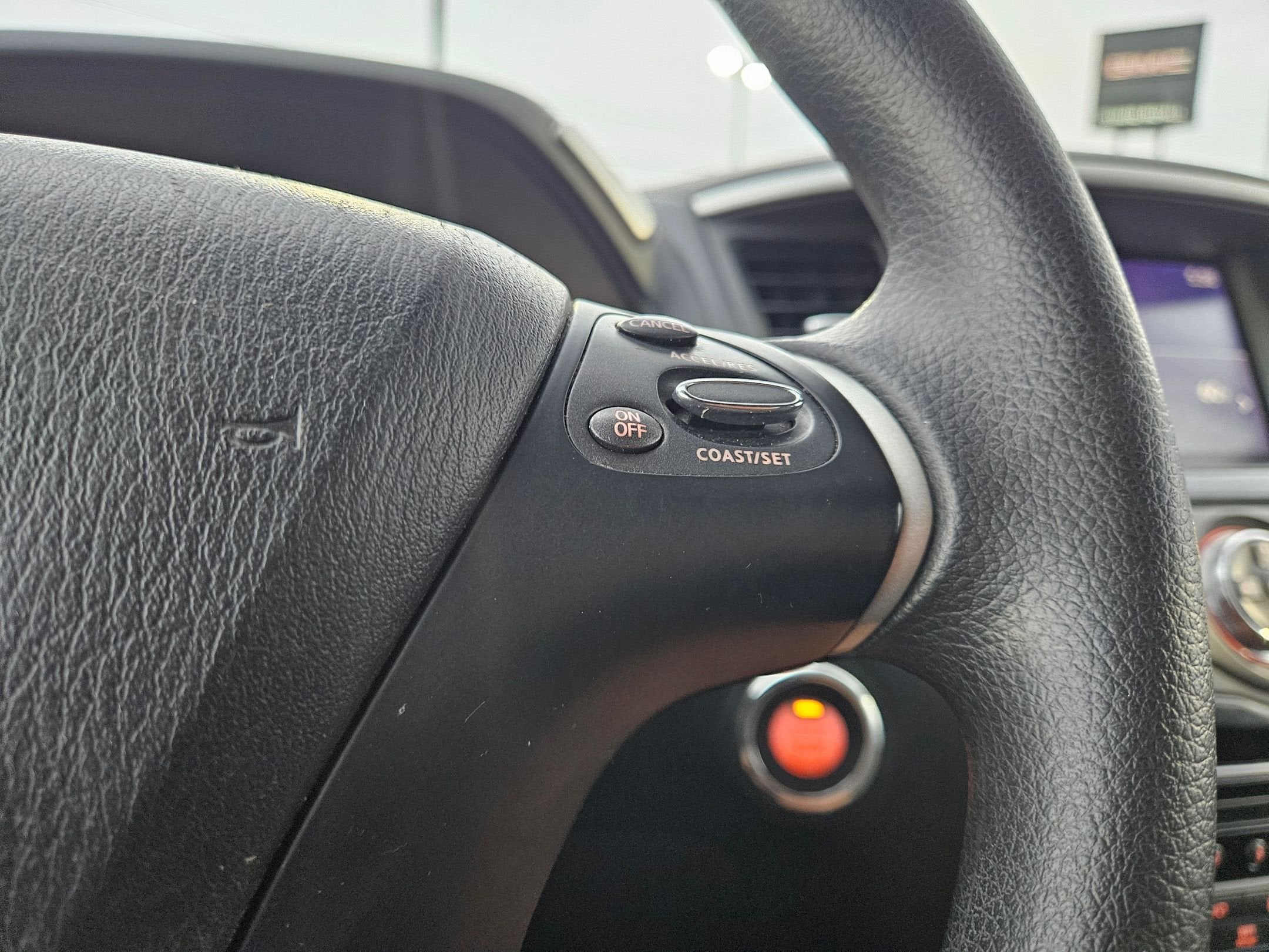 2020 Nissan Pathfinder S 2WD