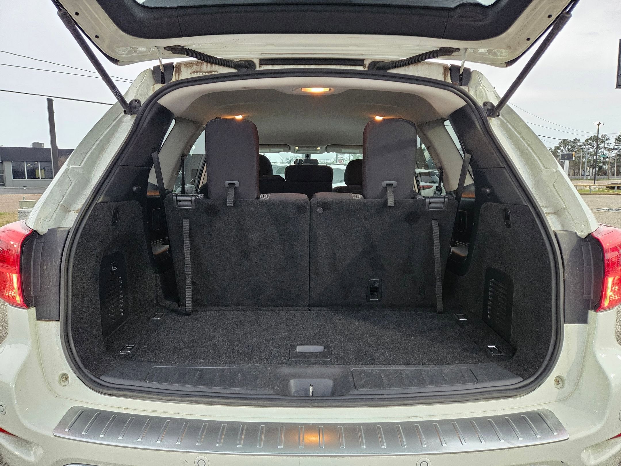 2020 Nissan Pathfinder S 2WD