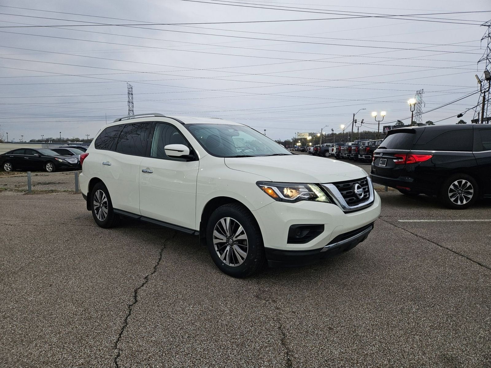 2020 Nissan Pathfinder S 2WD