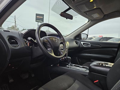 2020 Nissan Pathfinder S 2WD