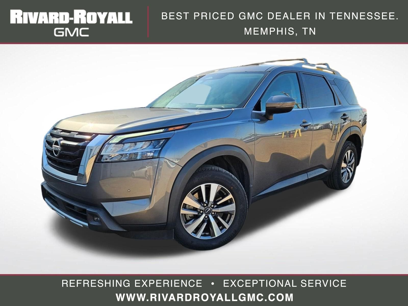 2023 Nissan Pathfinder SL