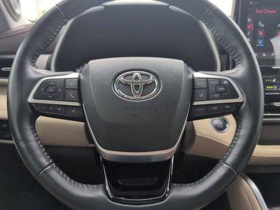 2022 Toyota Highlander Limited