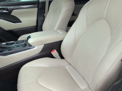 2022 Toyota Highlander Limited