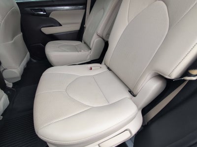2022 Toyota Highlander Limited