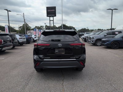 2022 Toyota Highlander Limited