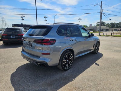 2025 BMW X5 M60i