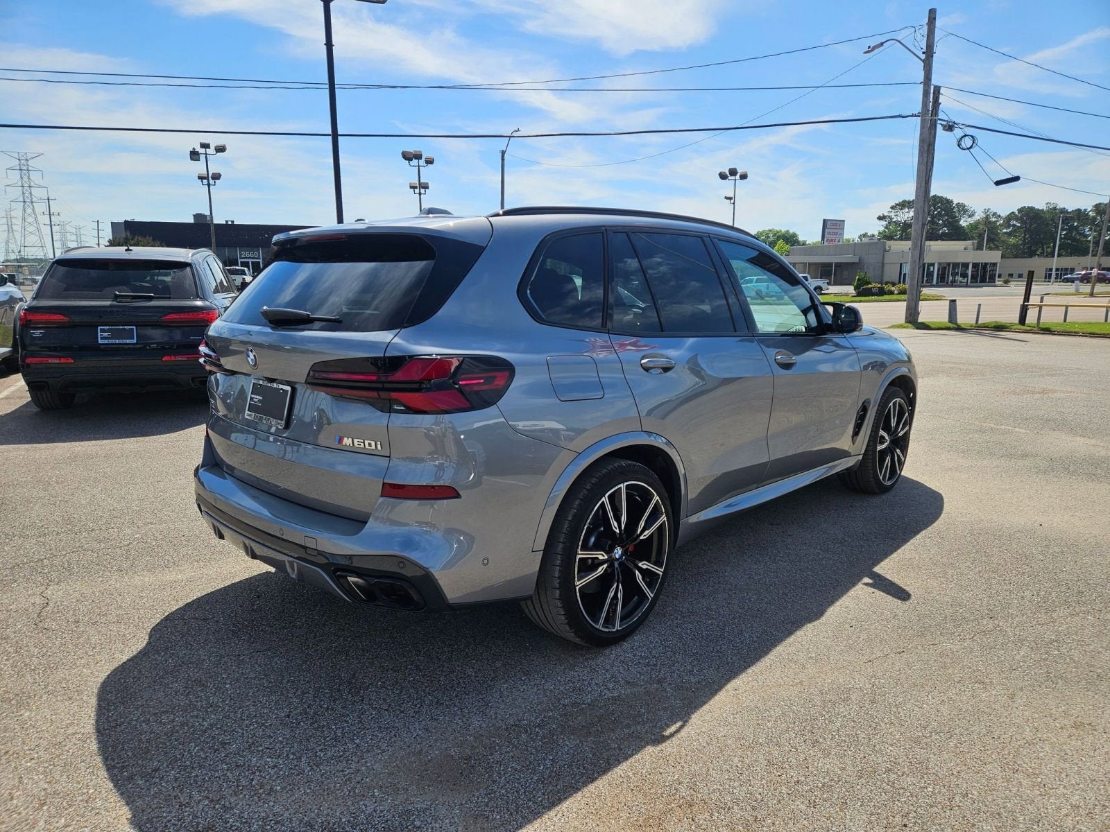 2025 BMW X5 M60i