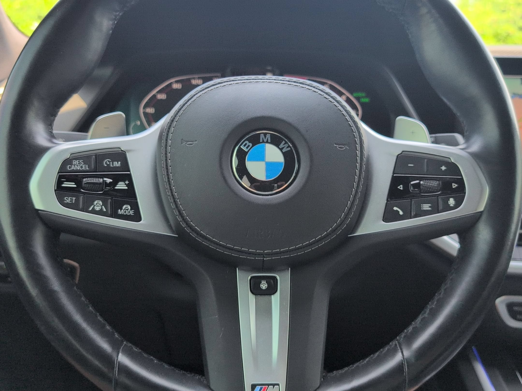 2022 BMW X7 M50i
