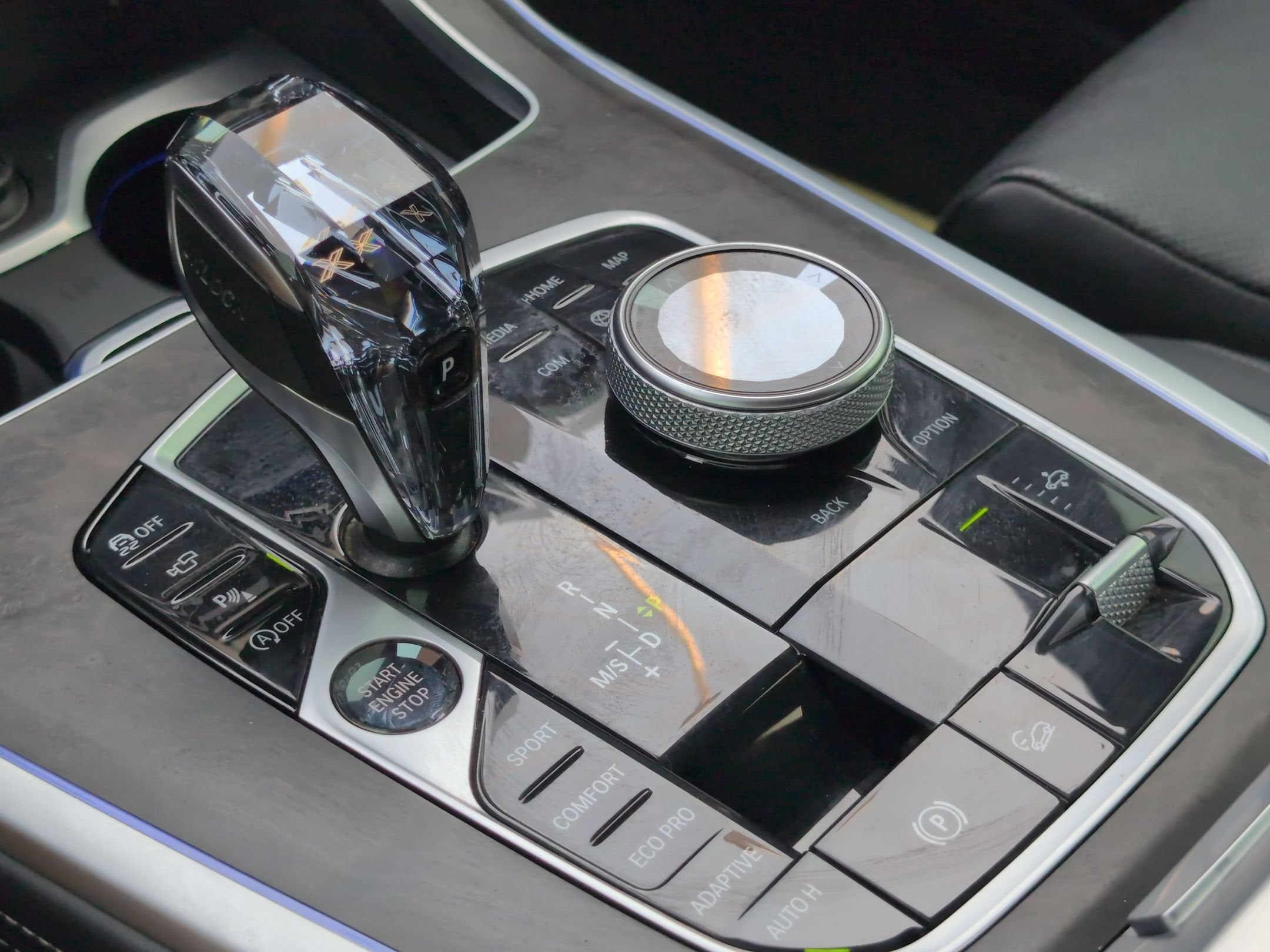 2022 BMW X7 M50i
