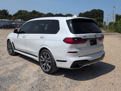 2022 BMW X7 M50i