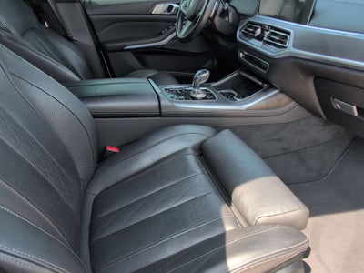 2022 BMW X7 M50i