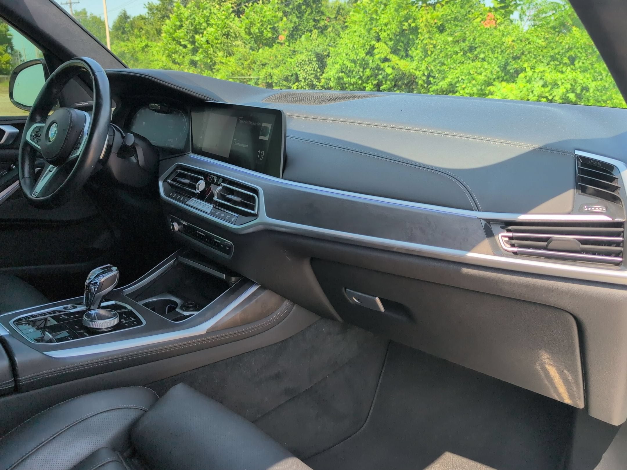 2022 BMW X7 M50i