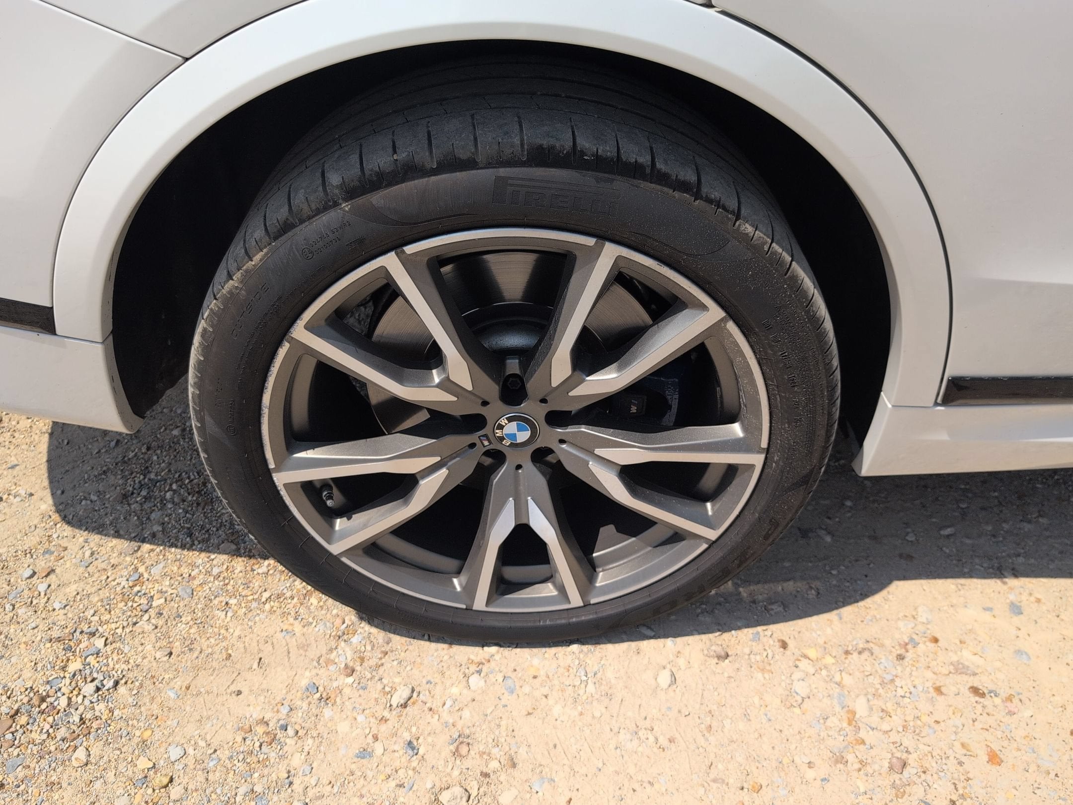 2022 BMW X7 M50i