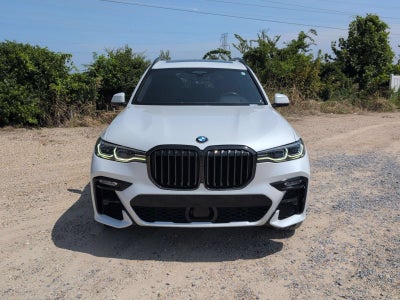 2022 BMW X7 M50i