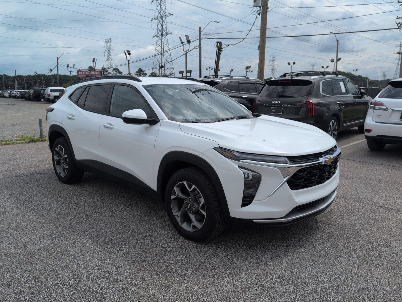 2025 Chevrolet Trax LT