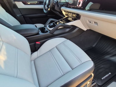 2024 Porsche Cayenne Coupe Coupe AWD
