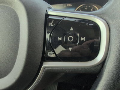 2019 Volvo XC90 Momentum