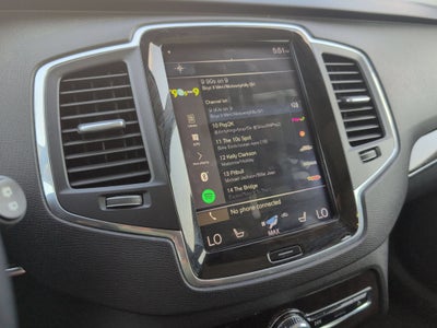 2019 Volvo XC90 Momentum
