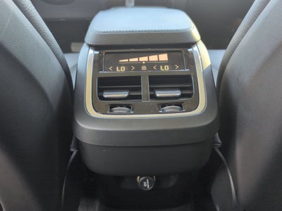2019 Volvo XC90 Momentum