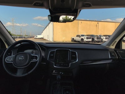 2019 Volvo XC90 Momentum