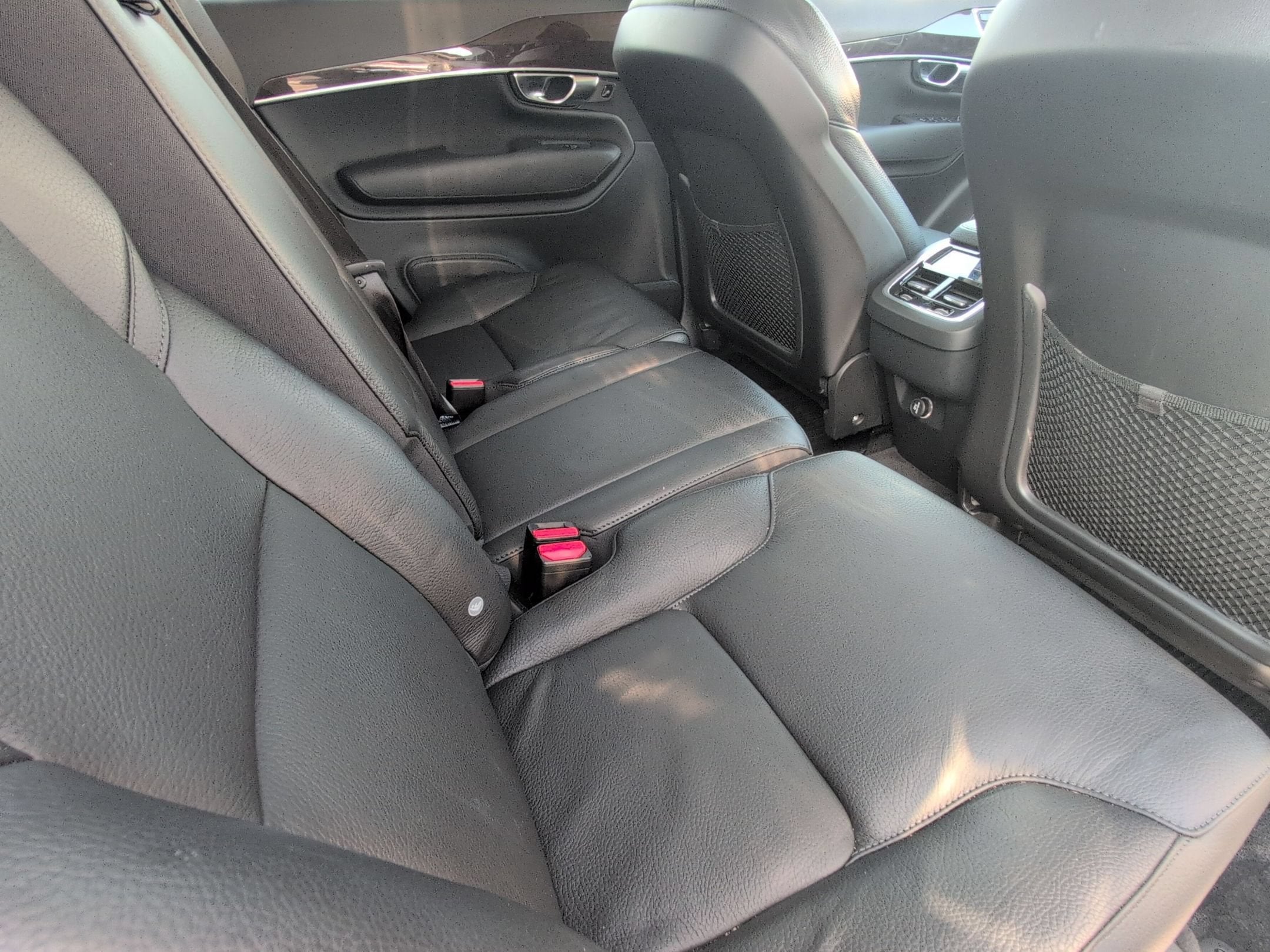 2019 Volvo XC90 Momentum