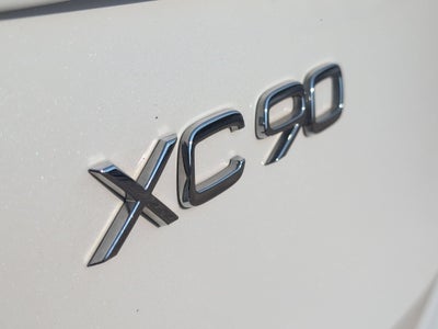 2019 Volvo XC90 Momentum